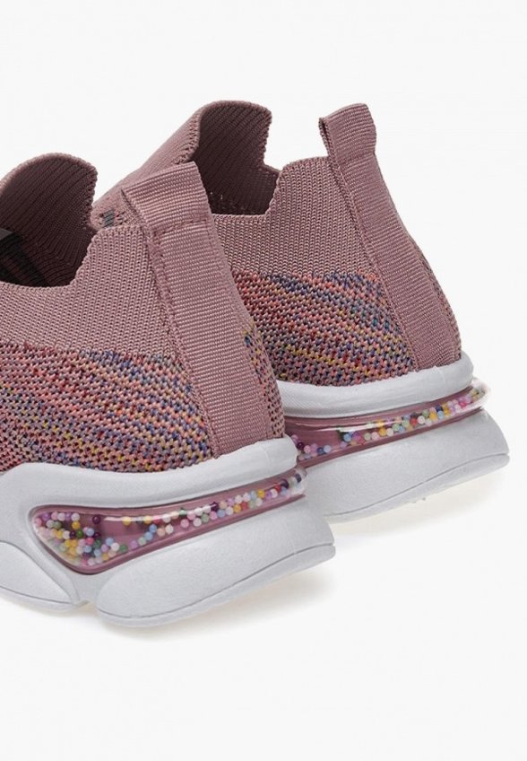 Кроссовки Tikkago