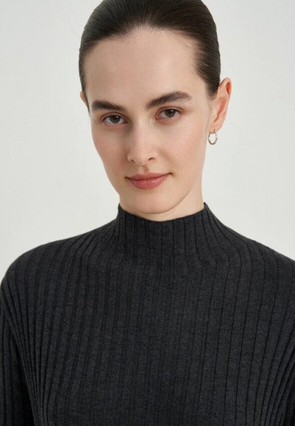 Водолазка Finn Flare