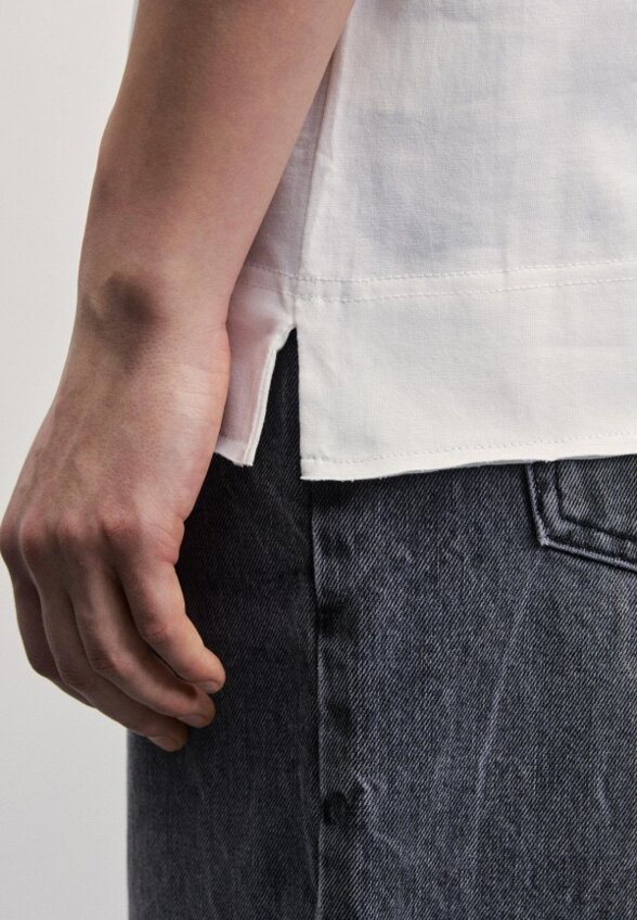 Футболка Zarina