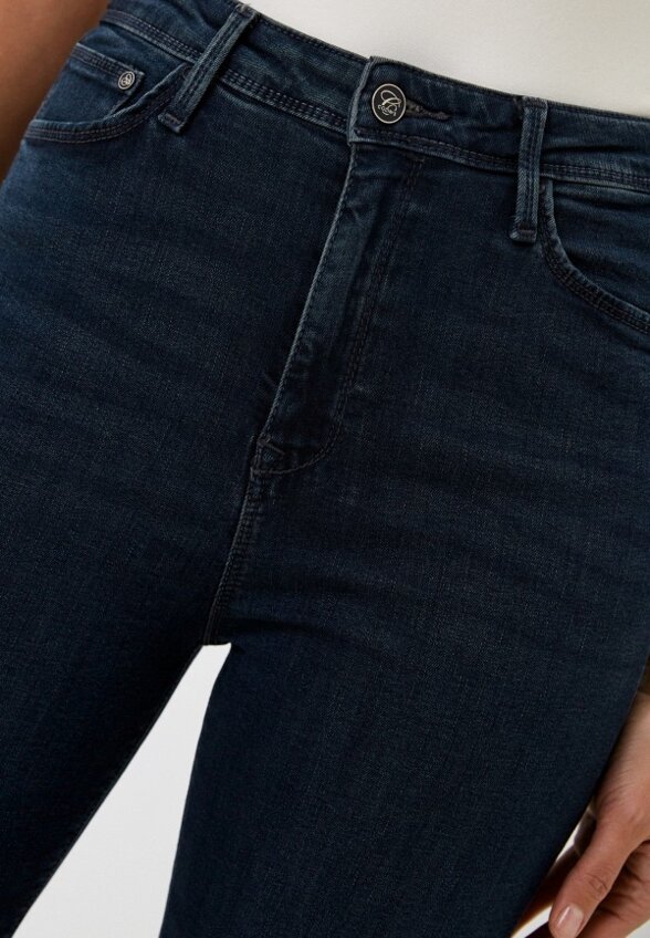 Джинсы Colin's