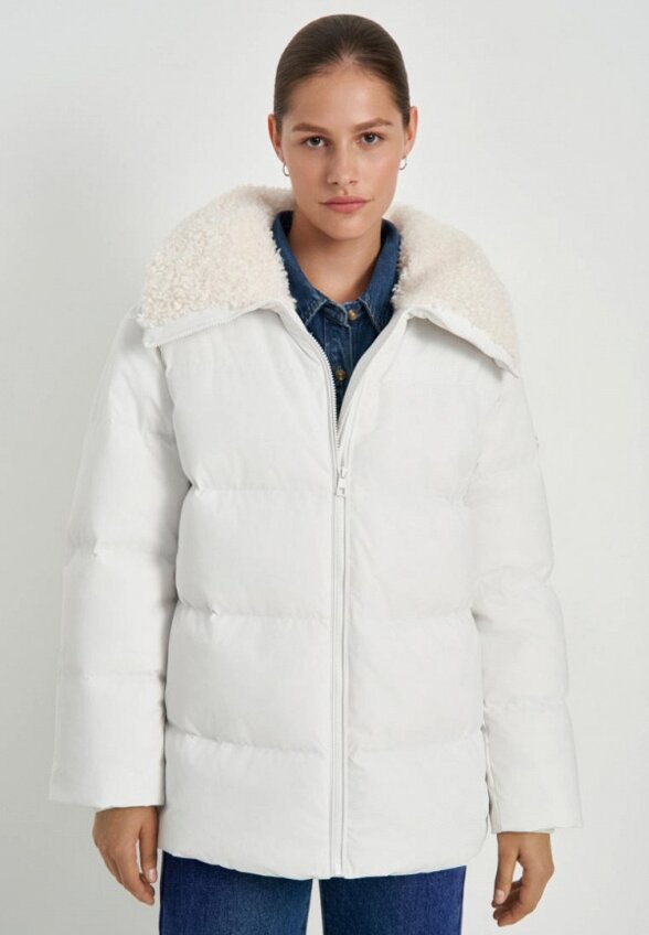 Пуховик Finn Flare