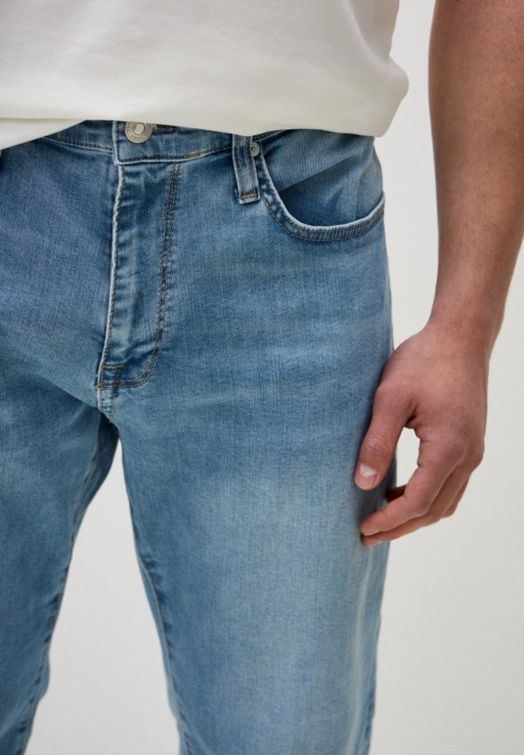 Джинсы Mavi