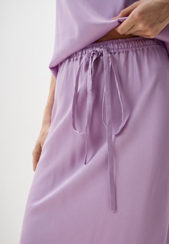 Костюм Voluminous