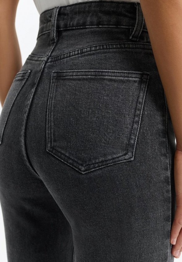 Джинсы Love Republic