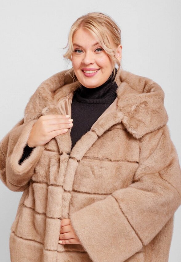 Пальто меховое Alef