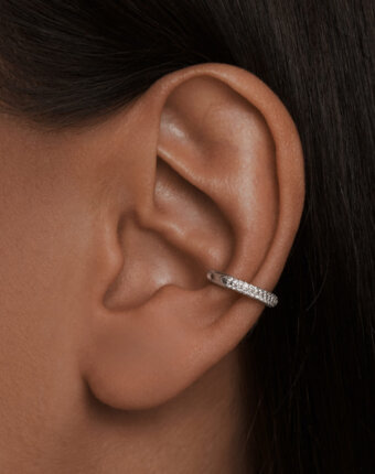 Серебряный базовый кафф с фианитами MIE женщинам