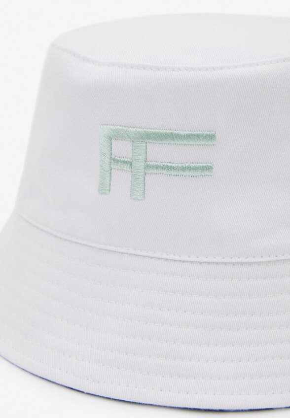 Панама Finn Flare