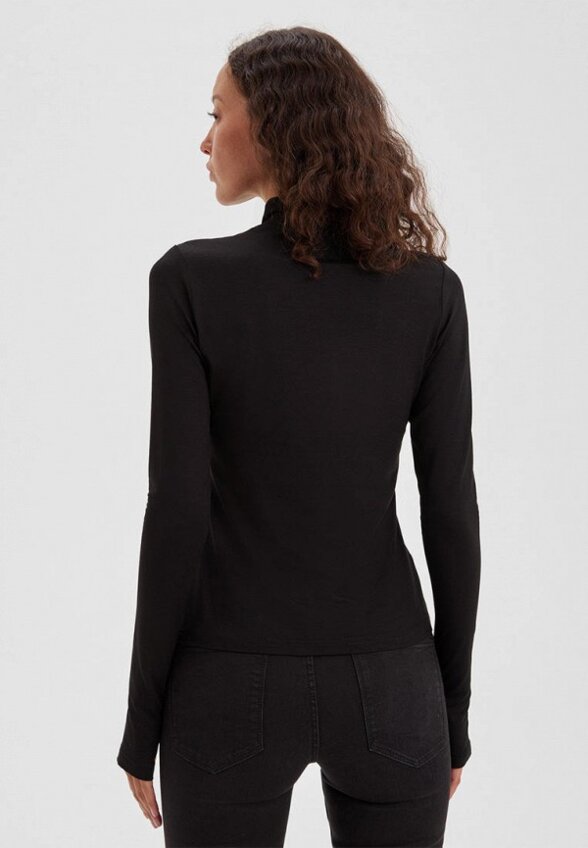 Водолазка Olesa Chugunova