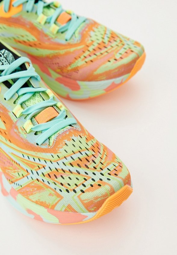 Кроссовки ASICS