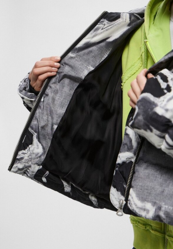 Пуховик Red September