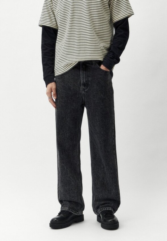 Джинсы Mademan