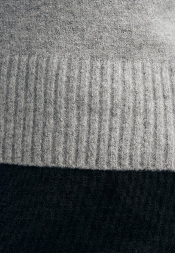 Джемпер Твое