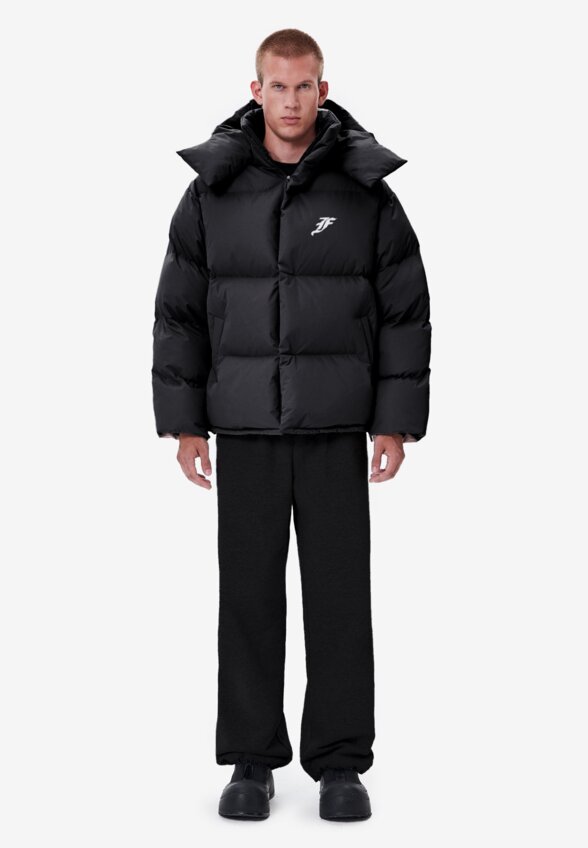 Пуховик Basic Black FABLE