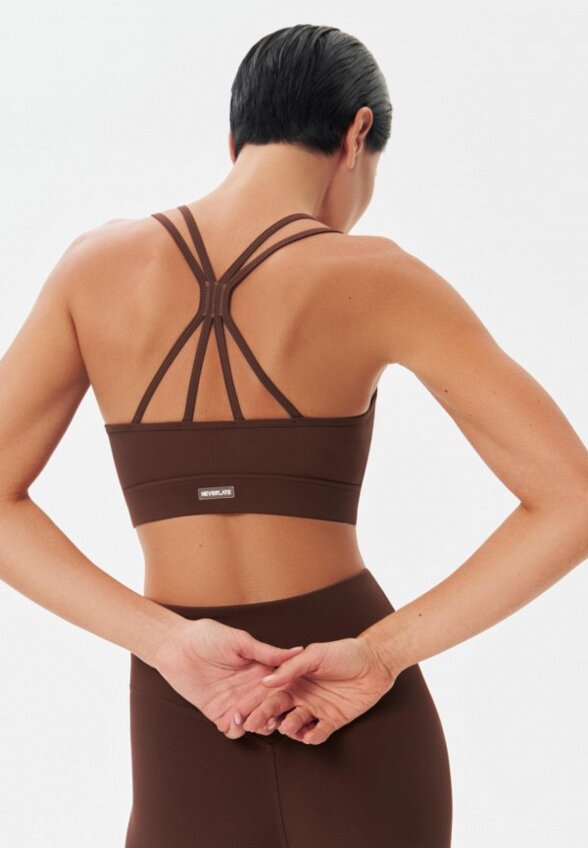 Топ спортивный Neverlate