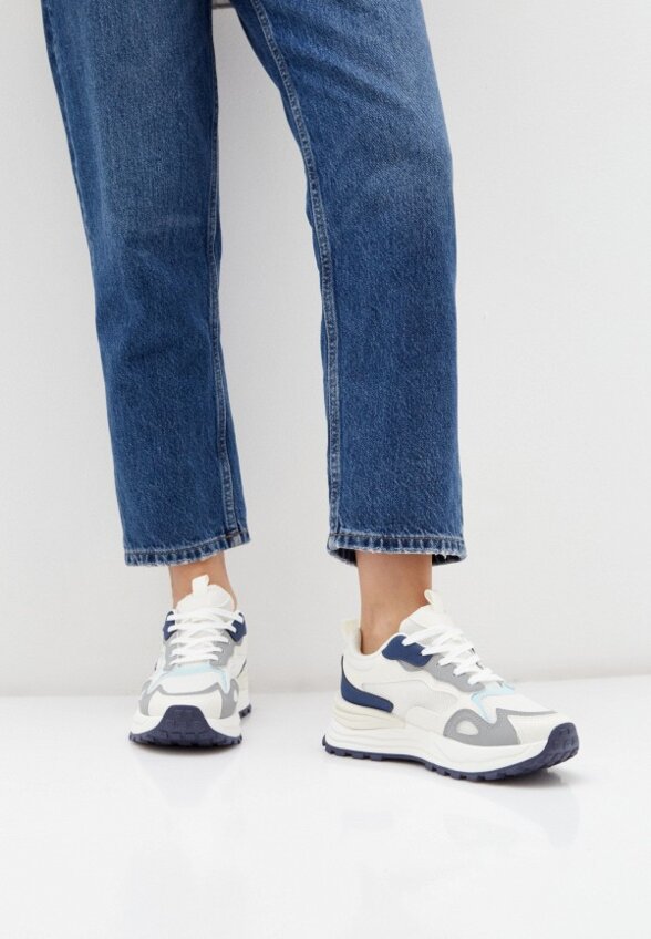 Кроссовки Givana