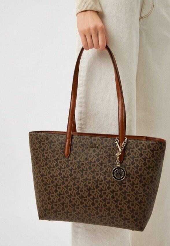 Сумка и брелок DKNY