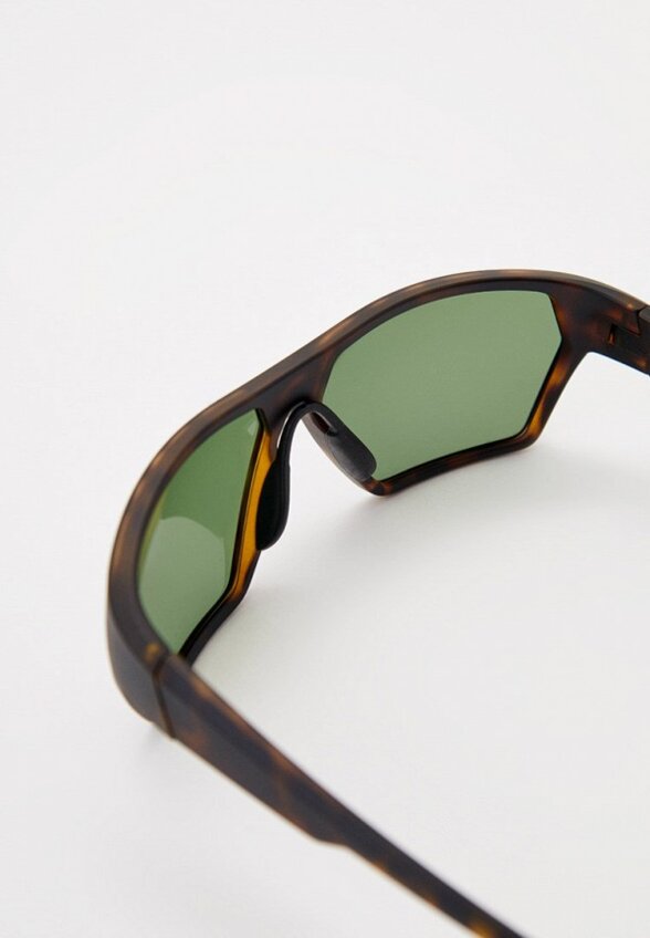 Очки солнцезащитные Brenda