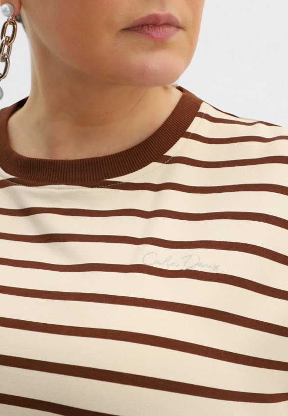 Футболка Calin Doux