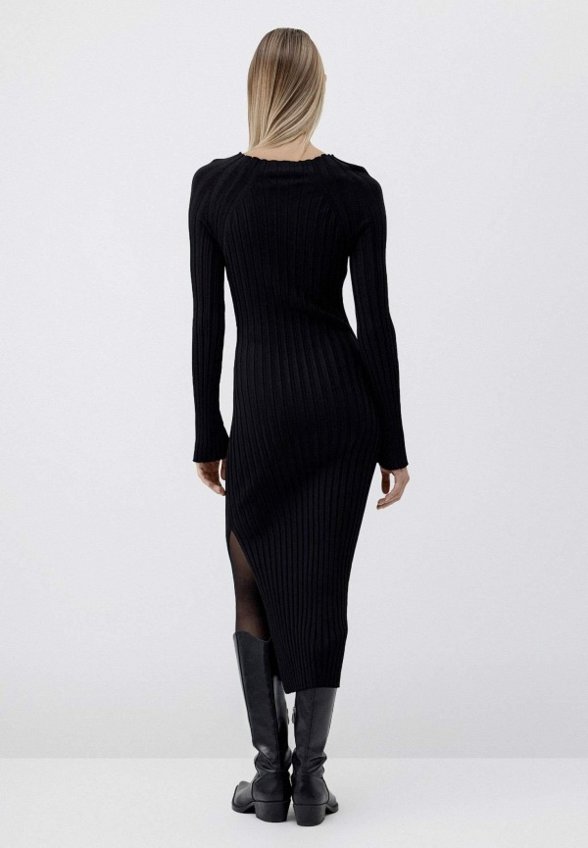 Платье Charuel