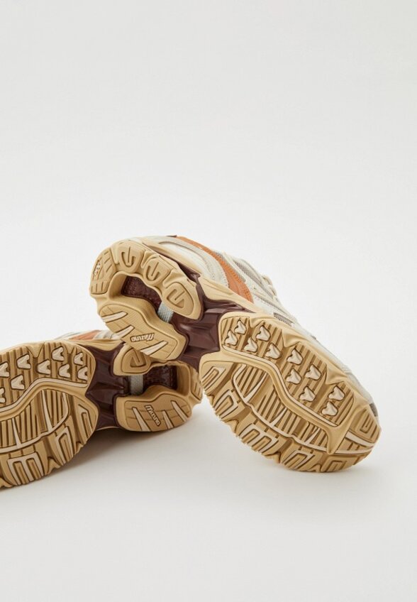 Кроссовки Mizuno