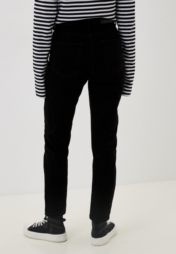 Джинсы Vitacci