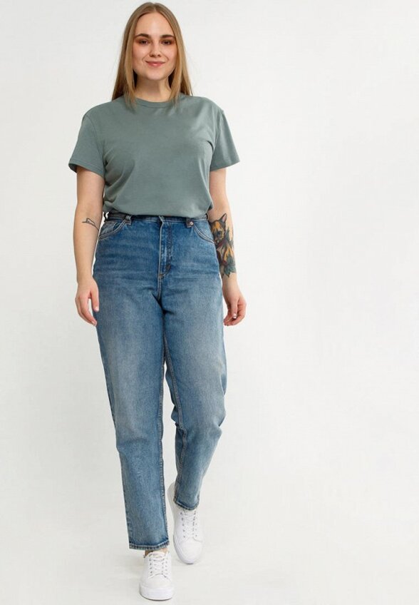 Футболка Апрель