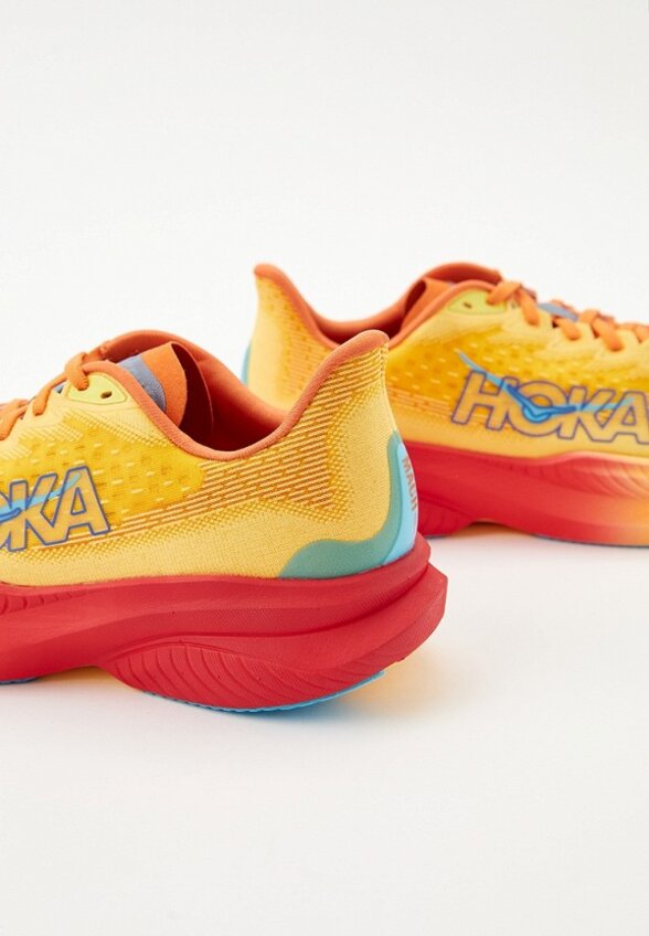 Кроссовки Hoka One One