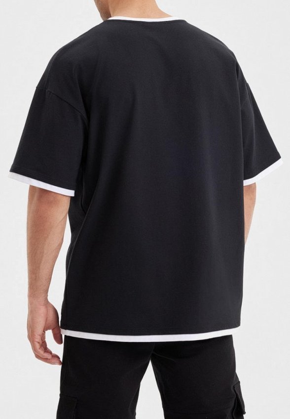 Футболка Torae Black