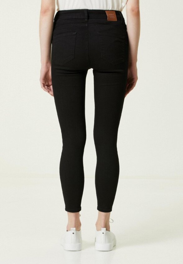 Джинсы NetWork