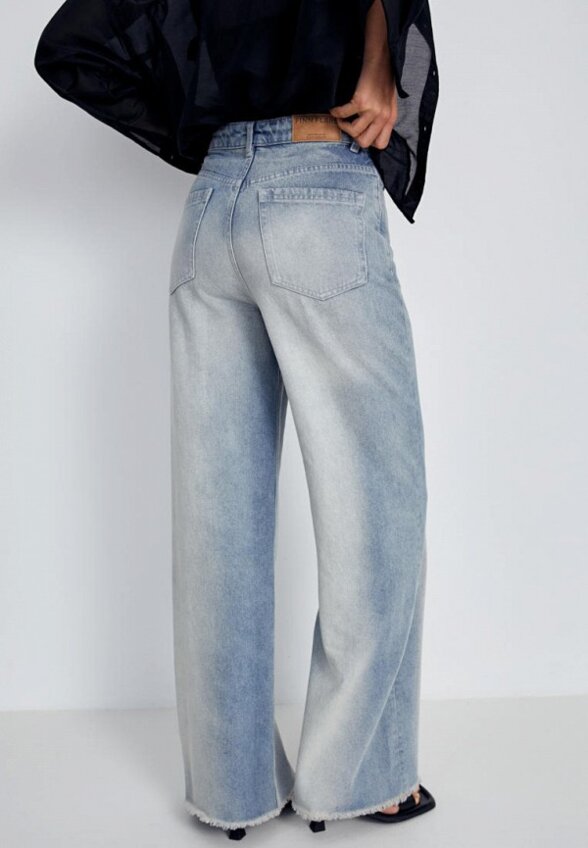 Джинсы Finn Flare