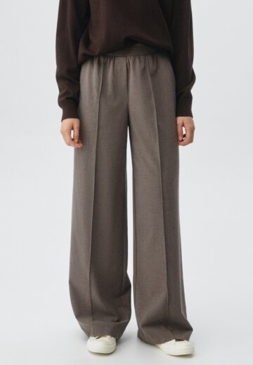 Костюмные брюки на резинке