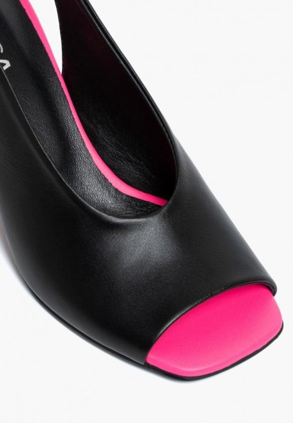 Босоножки Mysa