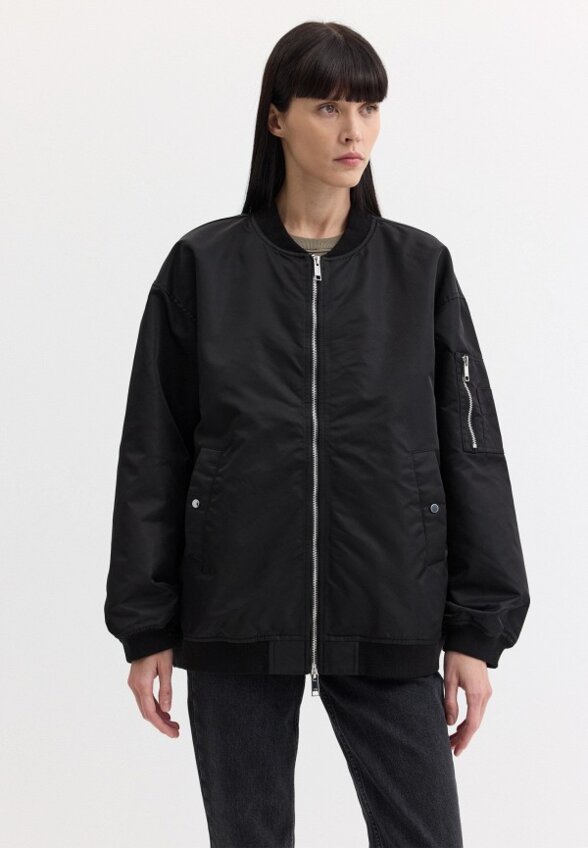 Бомбер Charuel