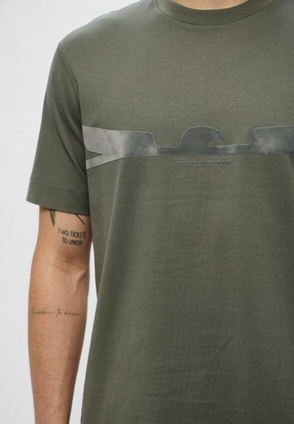 Футболка Emporio Armani