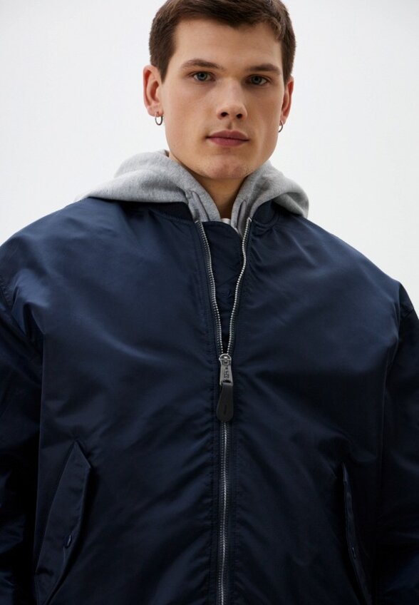 Куртка и брелок Alpha Industries