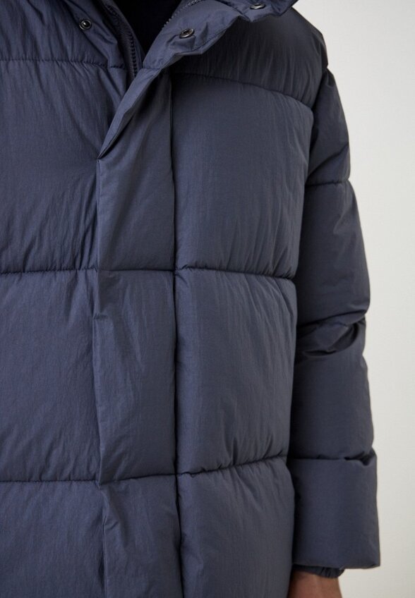 Пуховик Roberto Jordiani