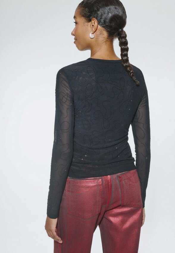 Лонгслив Sela