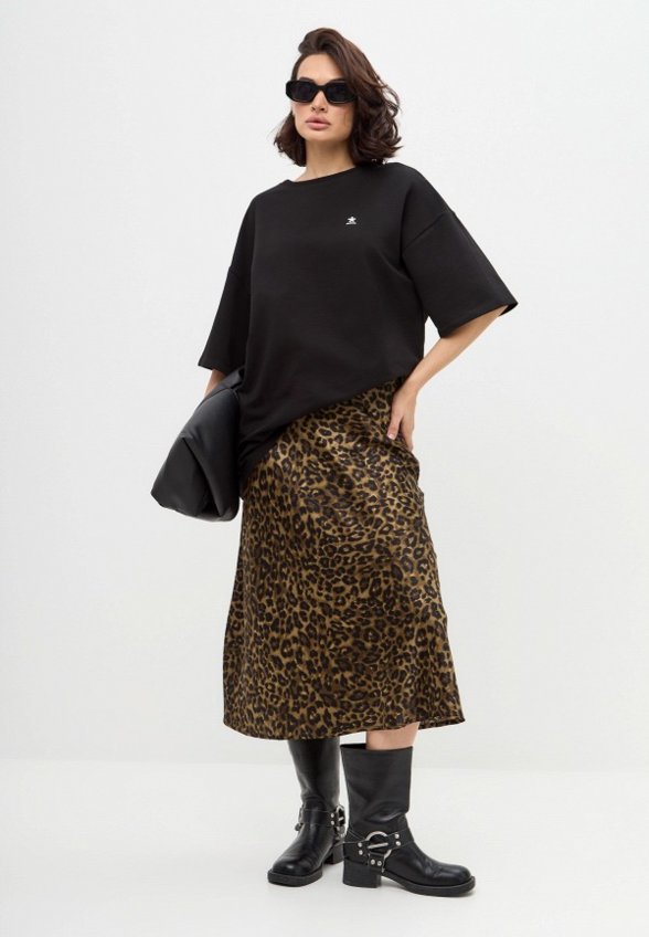 Футболка La Urba Person