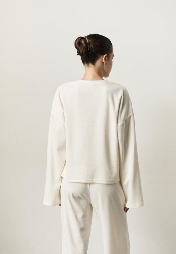 Лонгслив домашний Olubvi