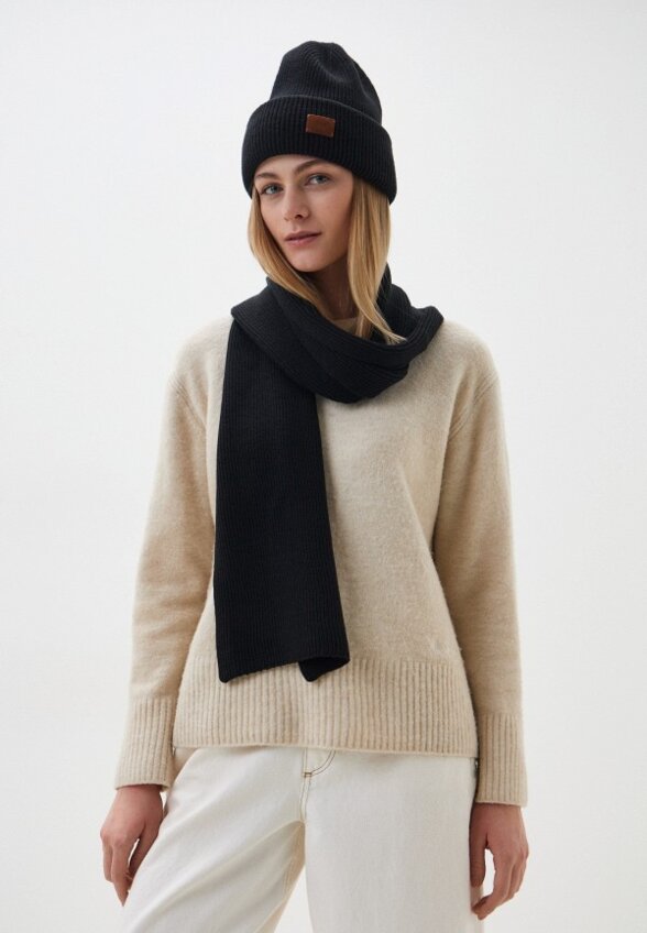 Шапка и шарф 99Colorspace