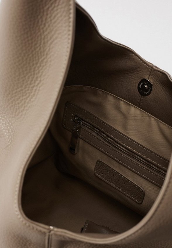 Сумка и косметичка Afina