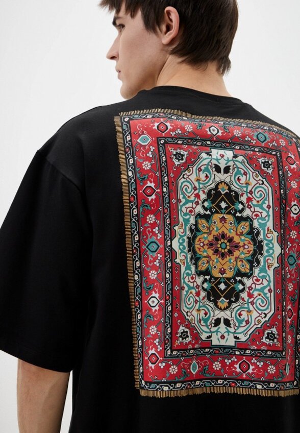 Футболка Kaftan