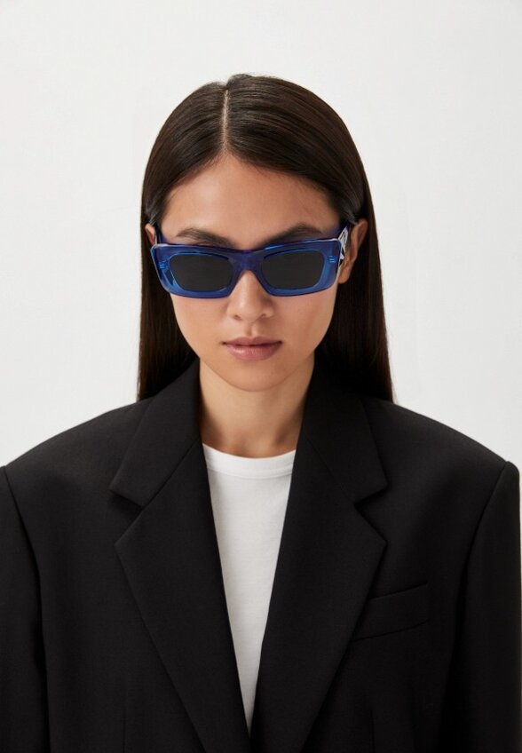 Очки солнцезащитные Prada