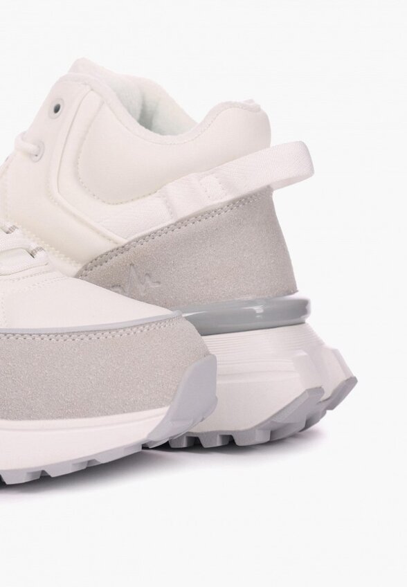 Кроссовки Pulse