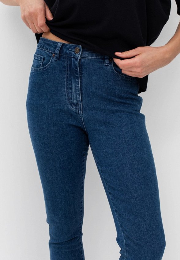 Джинсы Bulmer
