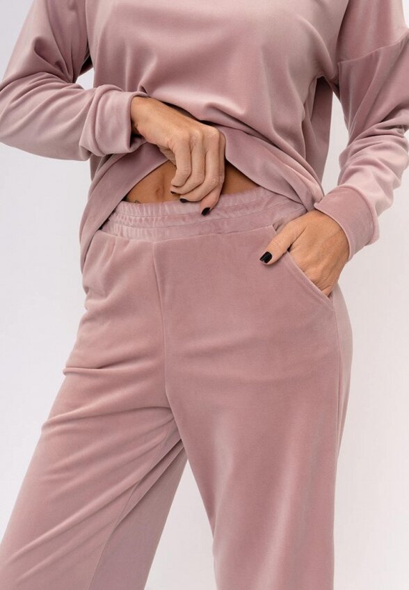 Костюм спортивный Nila