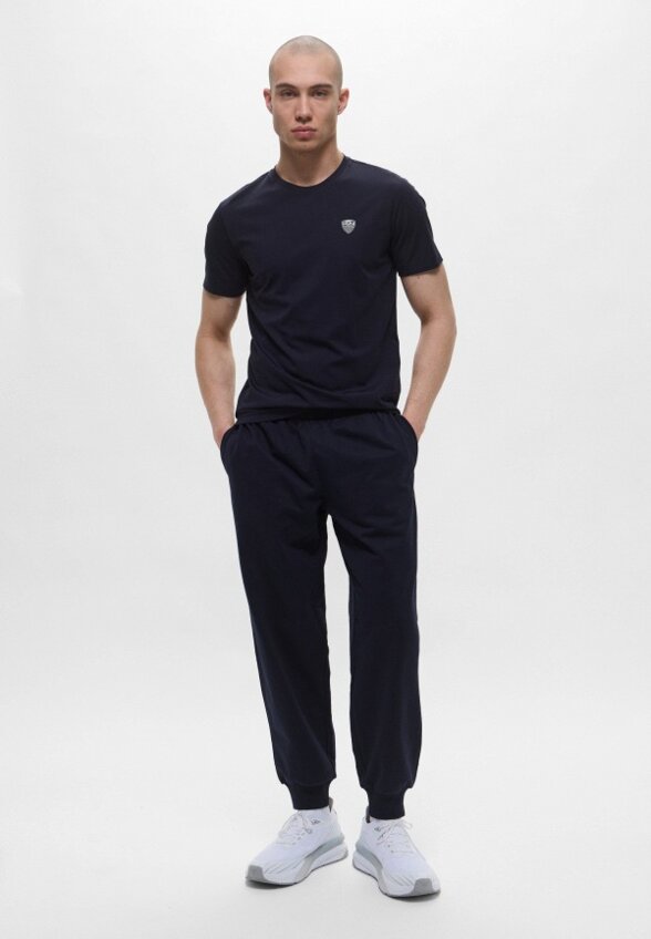 Футболка EA7