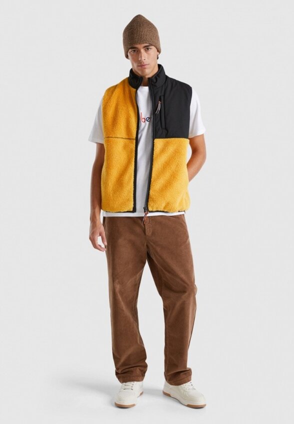 Жилет спортивный United Colors of Benetton