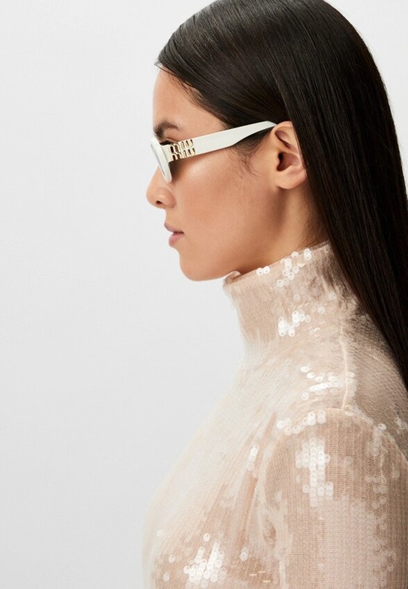 Очки солнцезащитные Miu Miu