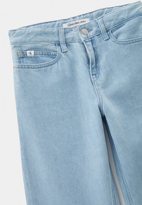 Джинсы Calvin Klein Jeans
